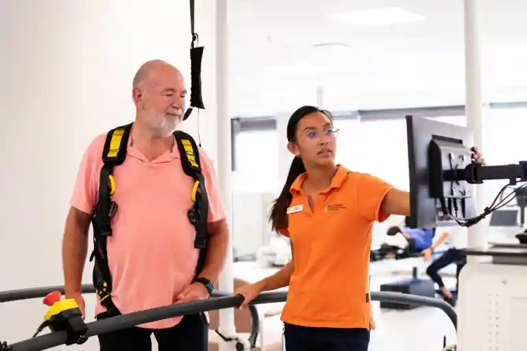 Patient receiving treatment with C-Mill VR